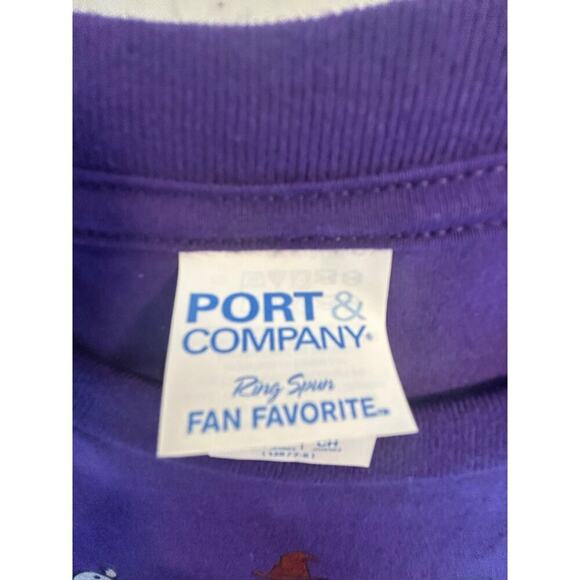 Believe In Magic Youth Purple T-Shirt Disney Style Size Small - Picture 3 of 6